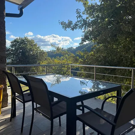 Refugio Do Bugalho 度假居 *